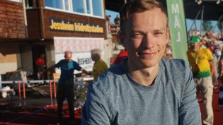 Bli kjent med Markus Einan- som perset i flere øvelser under J-NM