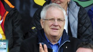Den europeiske friidrettspresidenten Svein Arne Hansen har fått hjerneslag