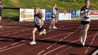 Showklasse reddet 95 år gammel stafett i Sigdal